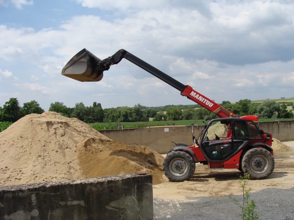 Nakládka na překladišti PEDOP v Rousínově